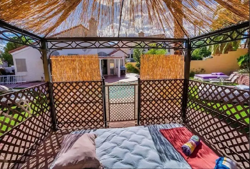 Villa Pet Friendly Rancher With Pool/Sw Las Vegas