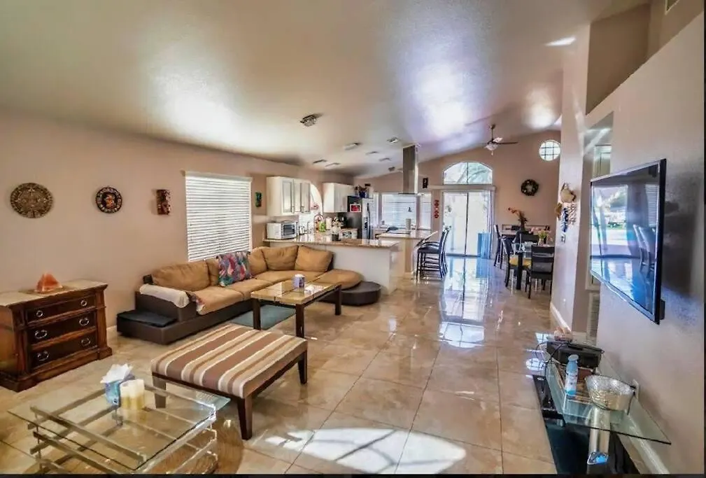 Pet Friendly Rancher With Pool/Sw Las Vegas 0*,